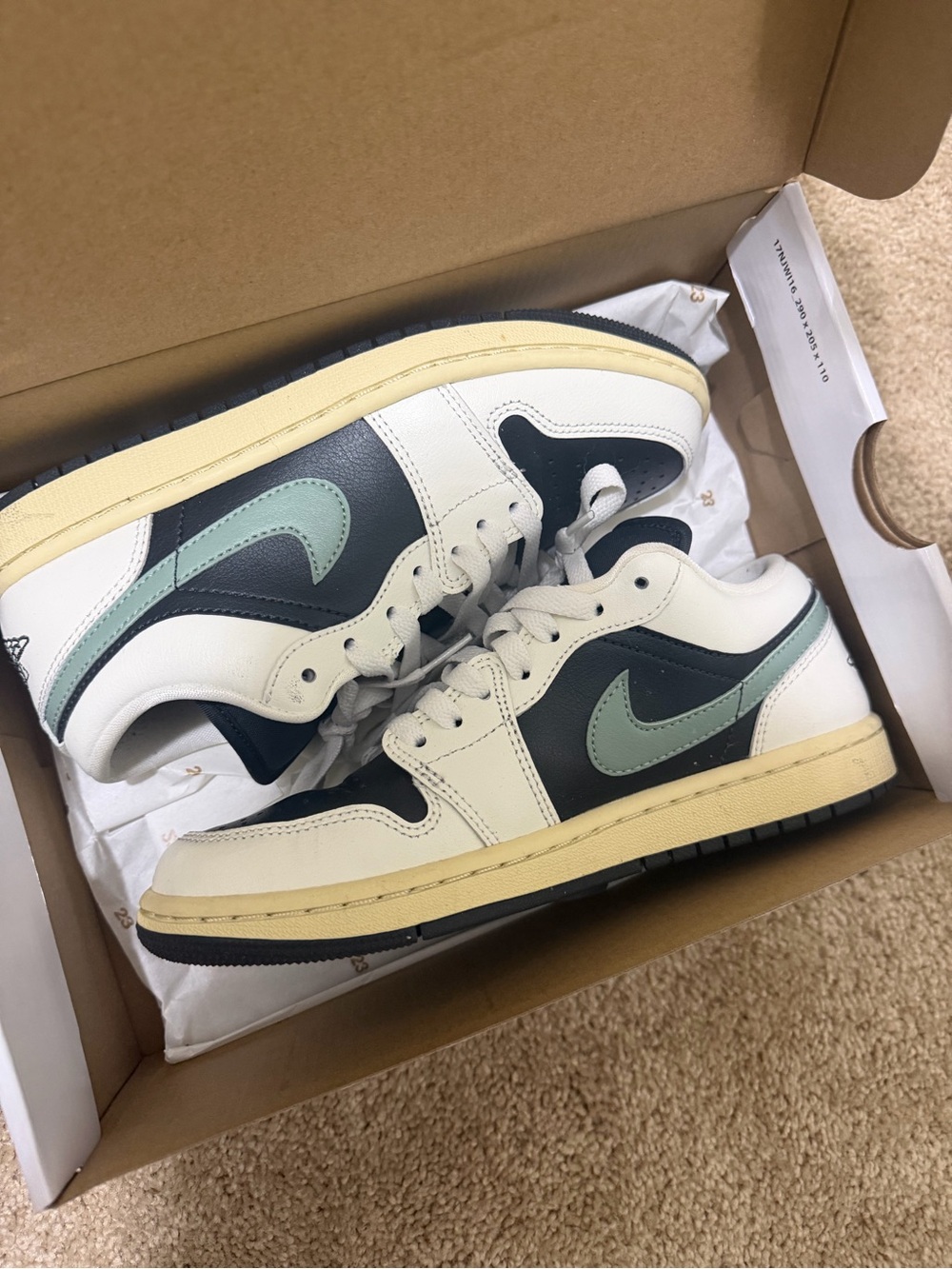 Jordan Low-Top Sneakers in White, Black & Mint